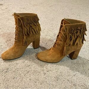 Aquazzura Suede Fringe Ankle Booties | Size 38 / 38.5 Mismatched Pair | Camel